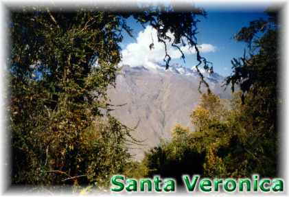 de witte toppen van de Santa Veronica